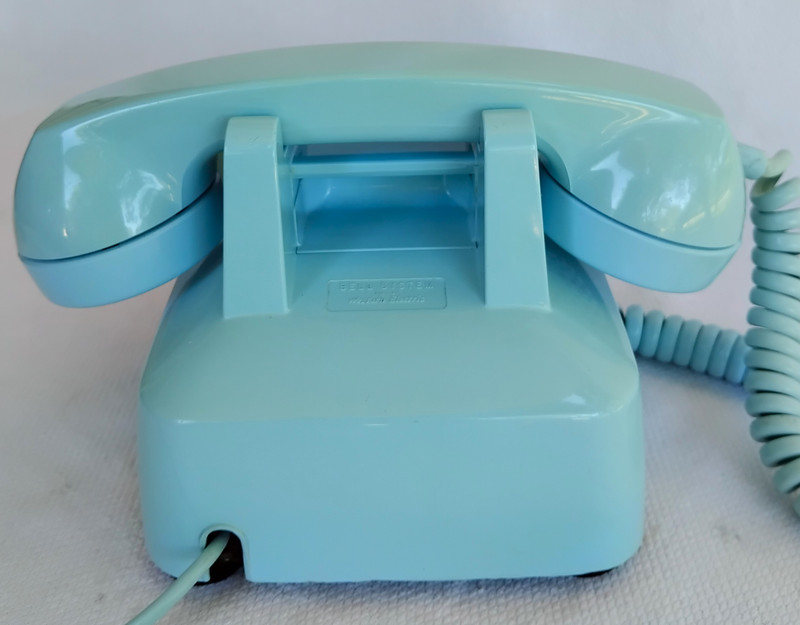 Aqua blue 500 Telephone Western Electric 