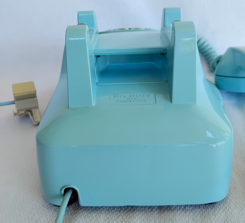 Aqua blue 500 Telephone Western Electric 