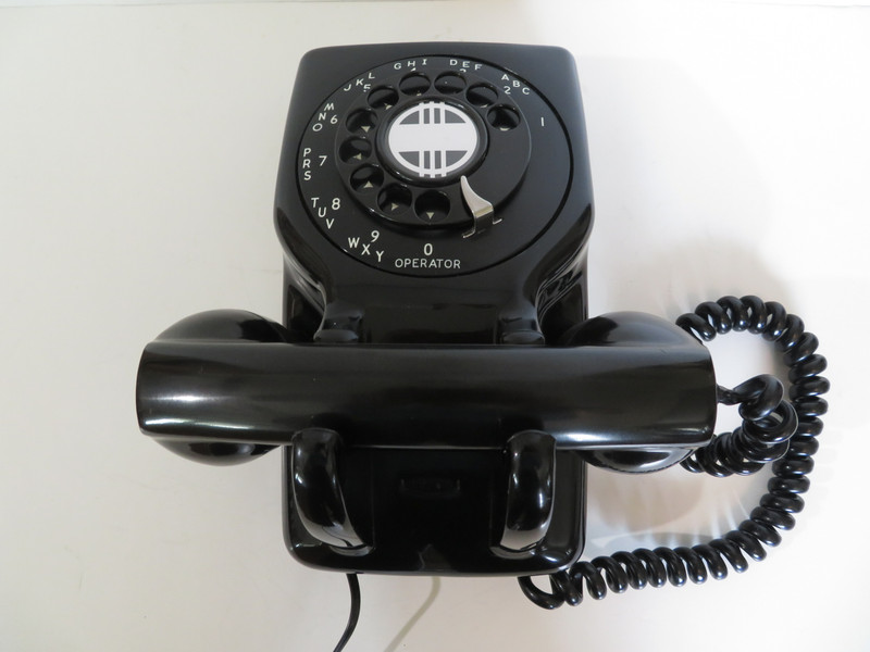 Leich Model 700 Convertible telephone wall / desk 