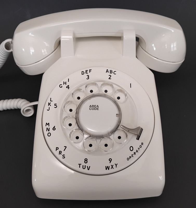 Western Electric  White 500 rotary dial phone   