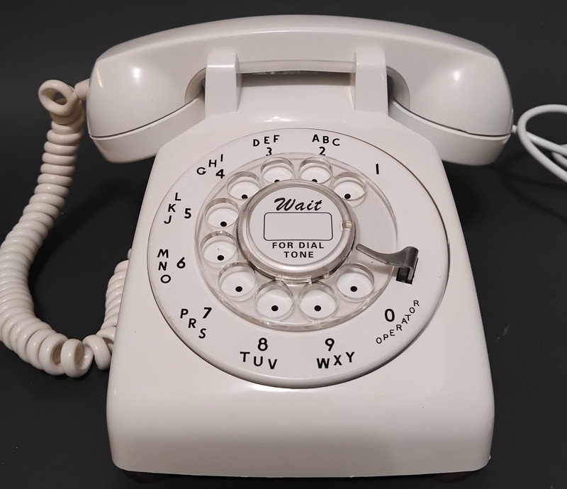 Western Electric  White 500 rotary dial phone  1963
