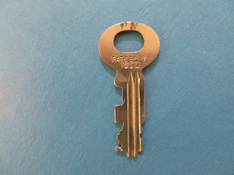 1922 Pat  10L key payphone Gray / Automatic Electric