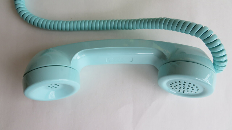 Turquoise 2500 desk telephone made by Western Electric