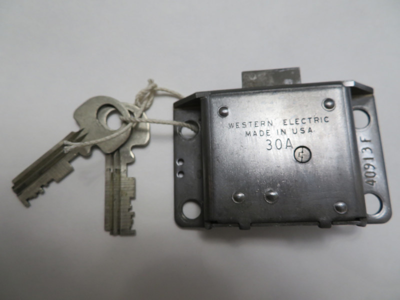 Western Electric Vault door lock #30 233G Payphone 2 keys