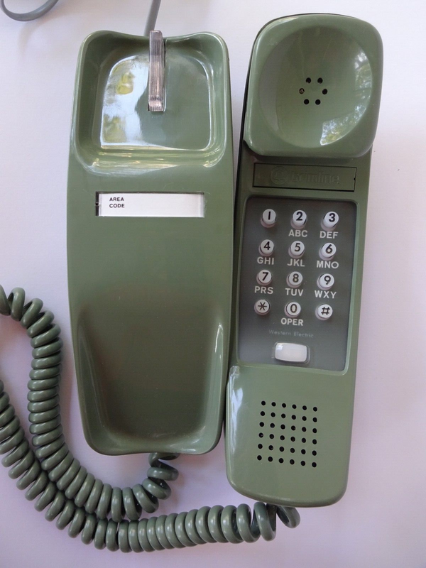 Green Western Electric Trimline desk Touch tone phone