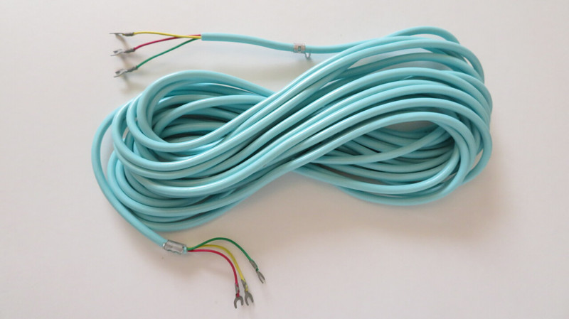 Aqua rubber line cord  24ft   3 conductor