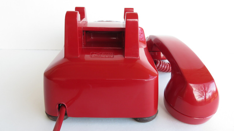    Red Kellogg 500 telephone 