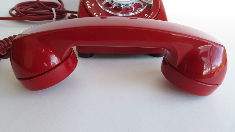    Red Kellogg 500 telephone 