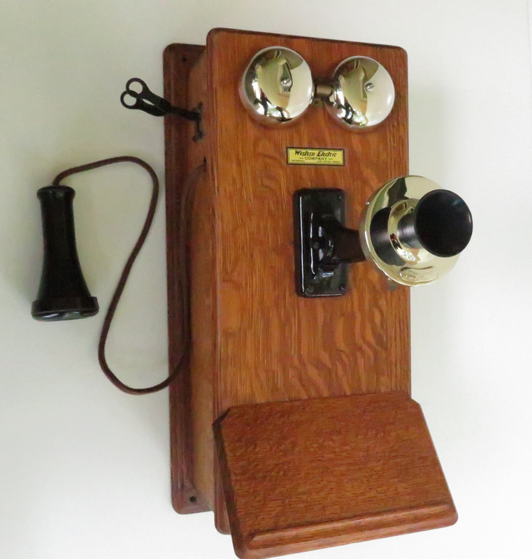  Quartersawn Oak 1908  wall phone Western Electric 