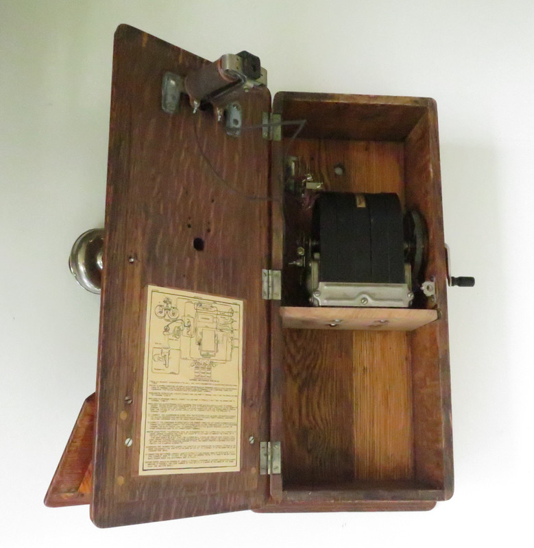  Quartersawn Oak 1908  wall phone Western Electric 