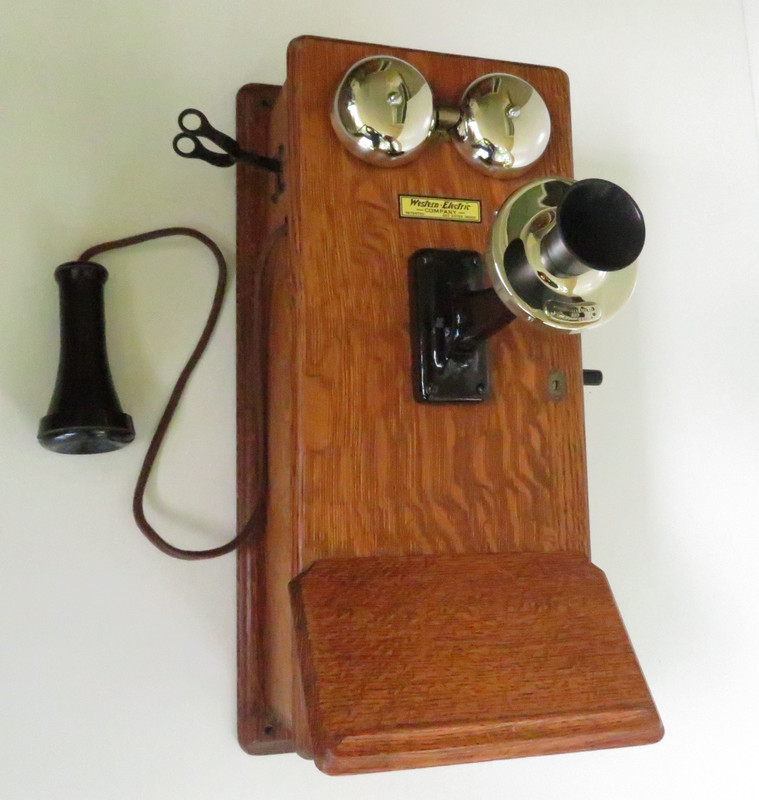  Quartersawn Oak 1908  wall phone Western Electric 