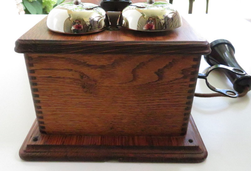  Quartersawn Oak 1908  wall phone Western Electric 