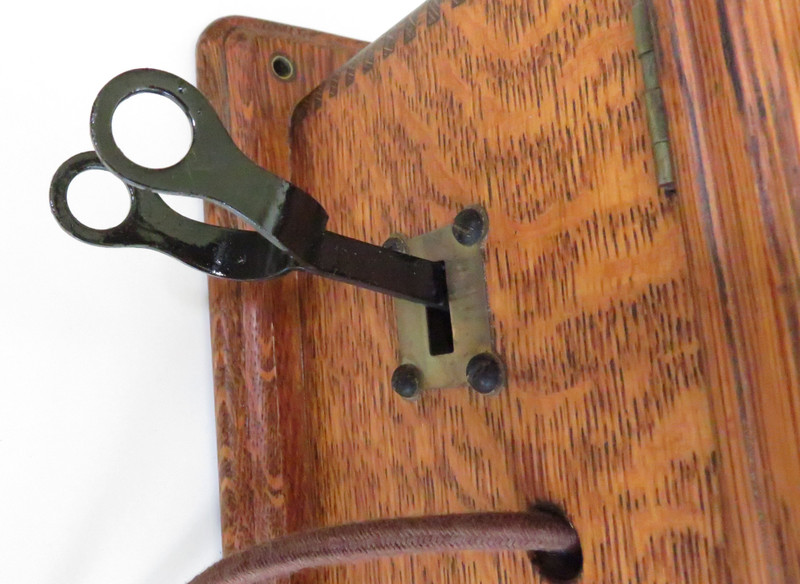  Quartersawn Oak 1908  wall phone Western Electric 