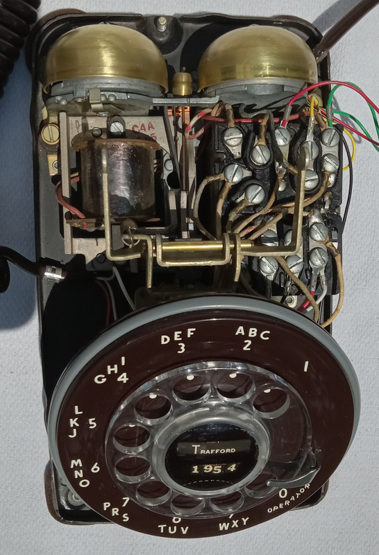   Western Electric Mahogany 1955 soft plastic WE 500 