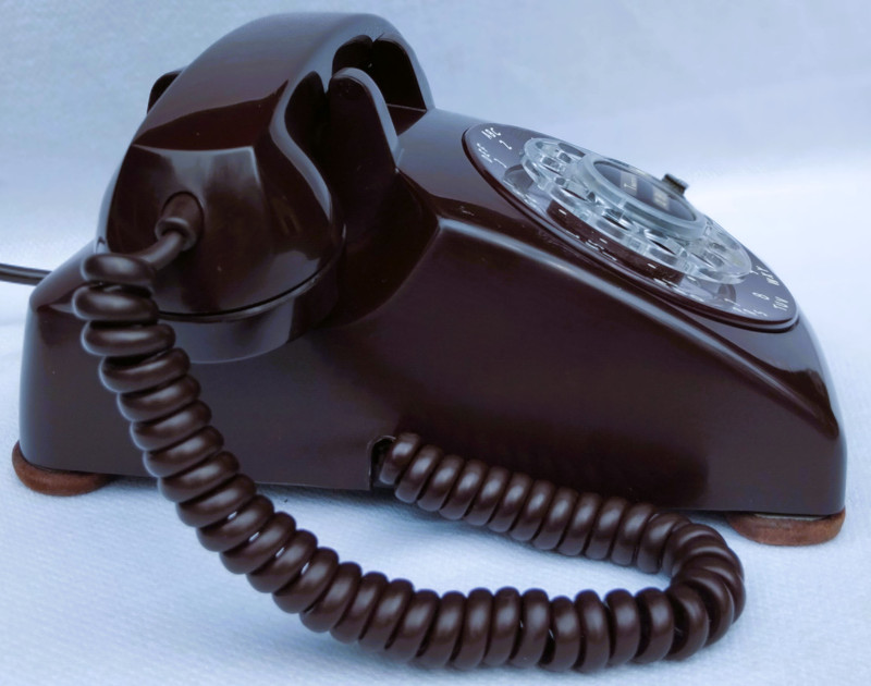   Western Electric Mahogany 1955 soft plastic WE 500 