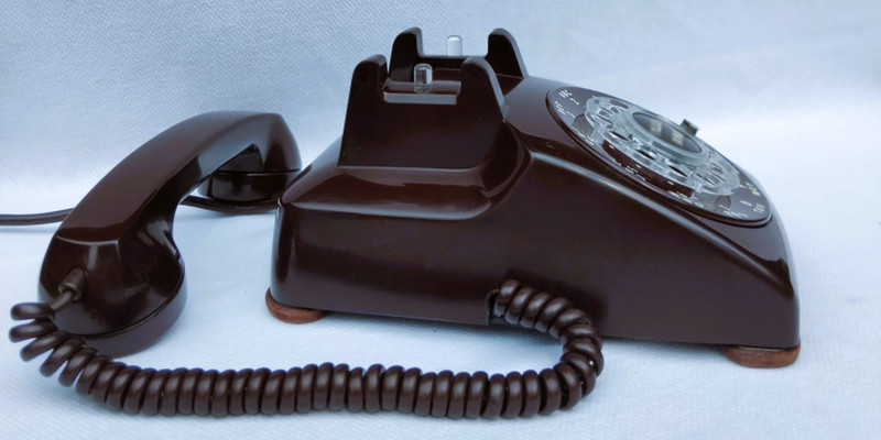   Western Electric Mahogany 1955 soft plastic WE 500 