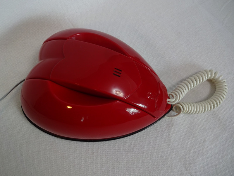 Heart II Novelty phone