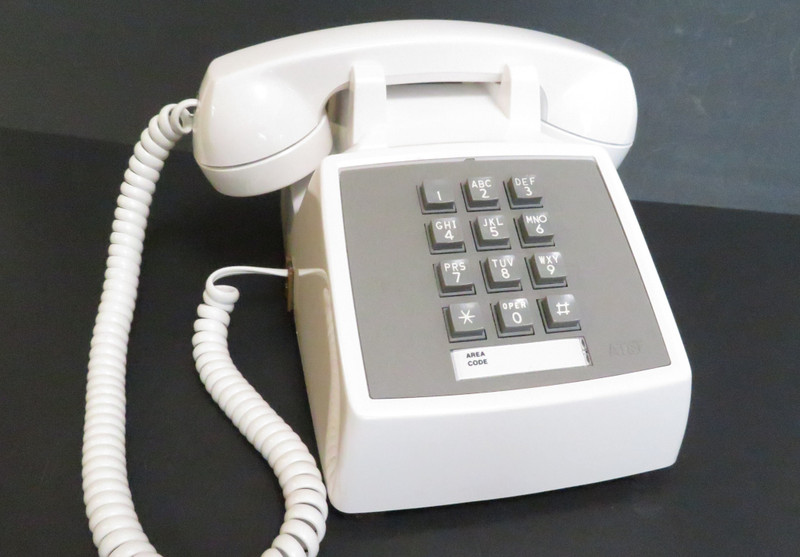 White  2500 Touch tone phone New in the box NOS