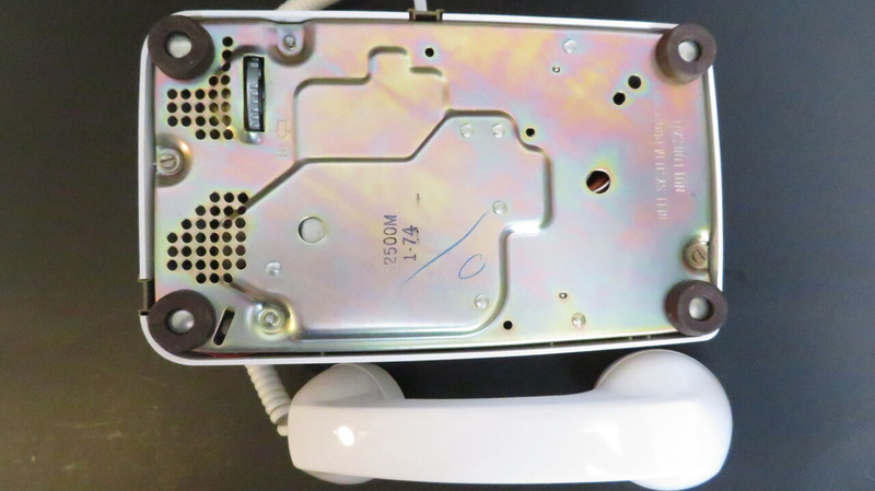 White  2500 Touch tone phone New in the box NOS