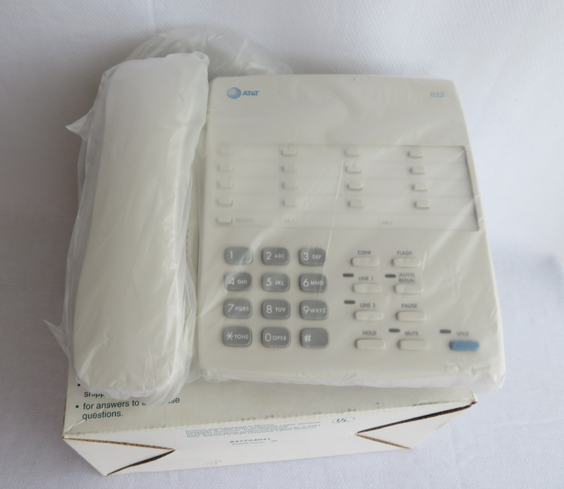 2 Line Speakerphone AT&TModel 822 New in the box
