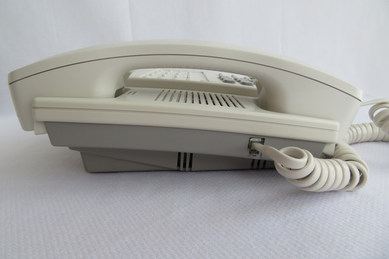 2 Line Speakerphone AT&TModel 822 New in the box