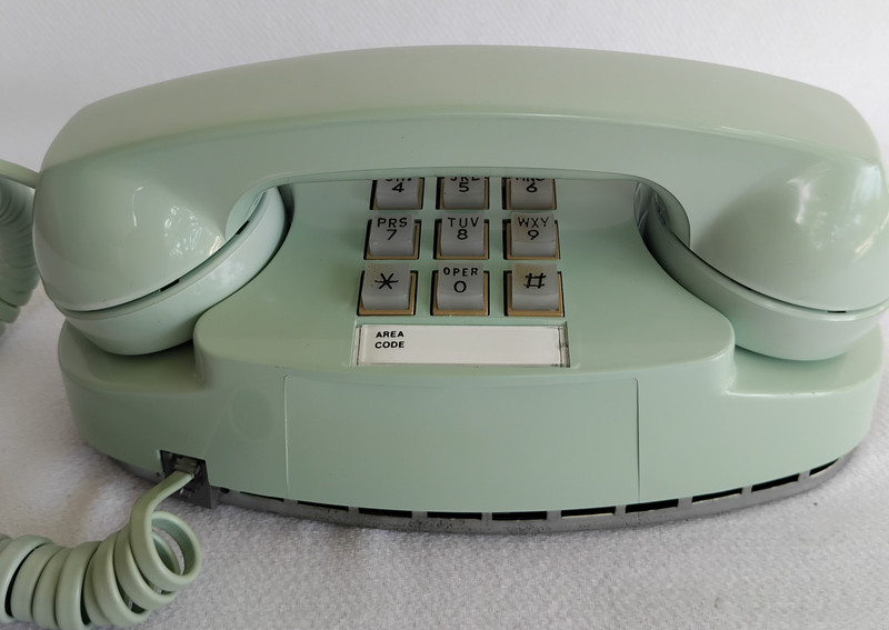 Cameo Green  Princess phone AT&T touch tone, works