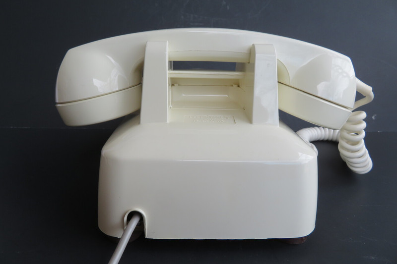    White  515 Telephone Western Electric FANTASTIC condition