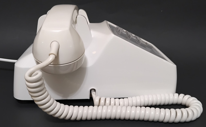 White 1500 Touch tone phone Western Electric  10 button