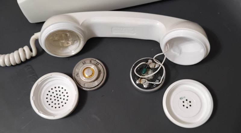 White 1500 Touch tone phone Western Electric  10 button