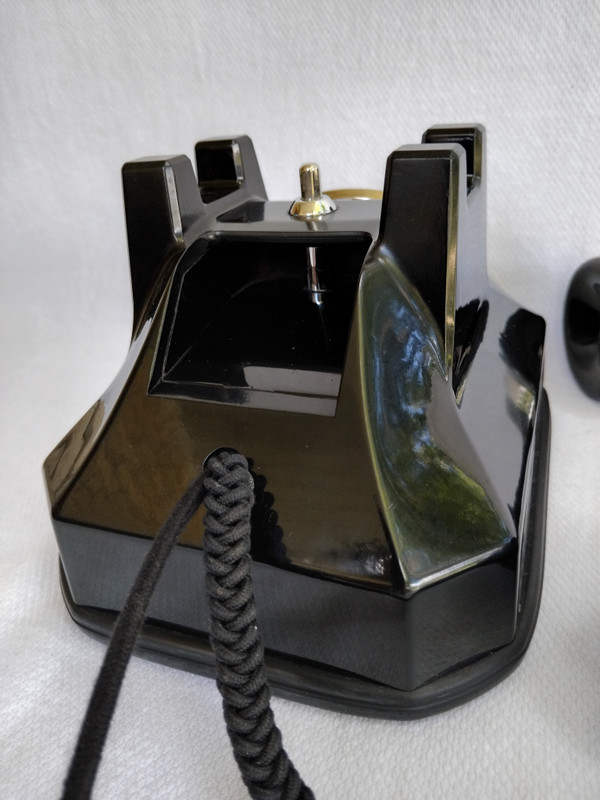 Rare AE34   Art Deco antique telephone Late Edition Cradle lift  version 