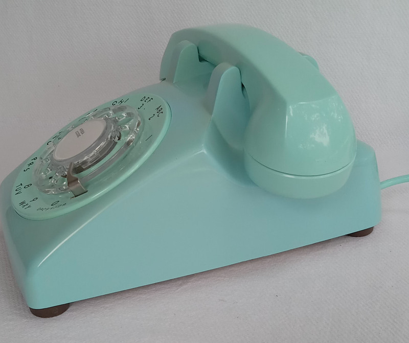 Turquoise 500 desk Western Electric  telephone