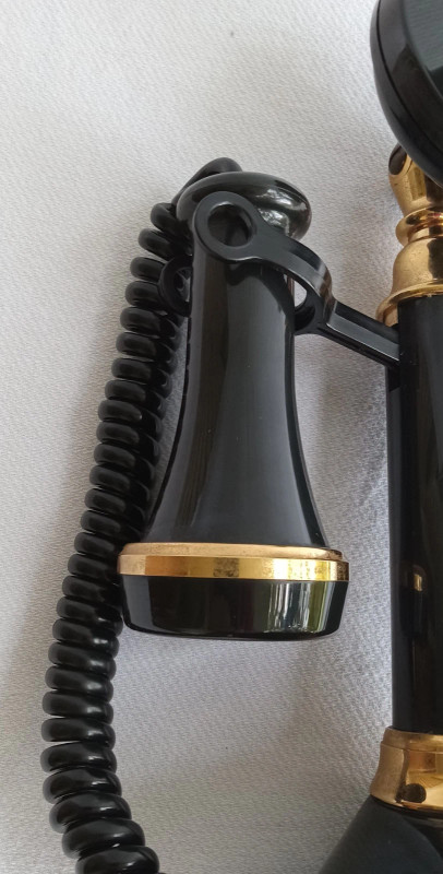 Deco-tel candlestick phone  Black  Western Electric 
