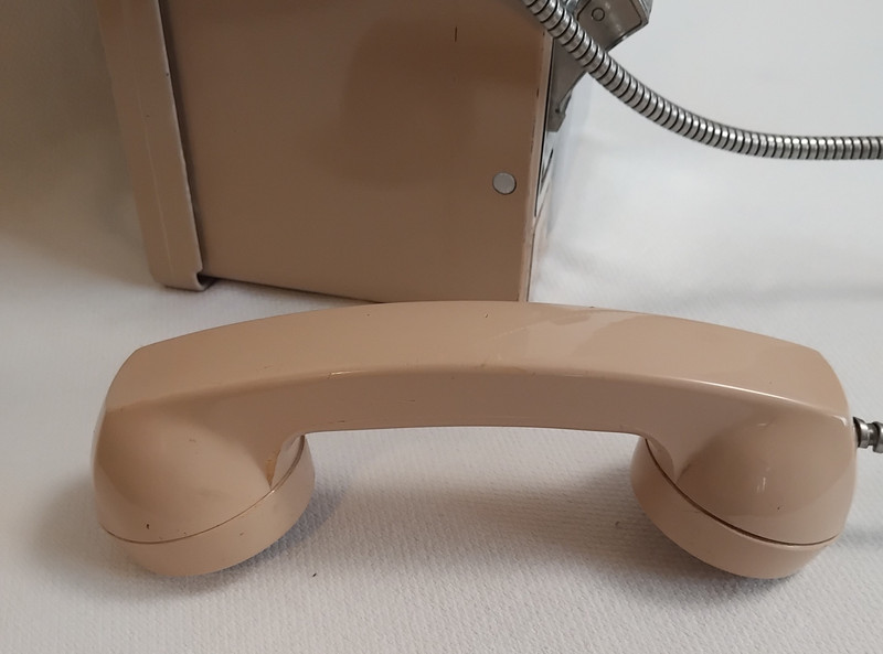    233G Payphone  Working Home Phone