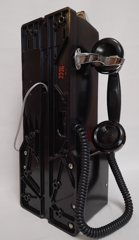  233G Payphone 3 slot pay phone  Western Electric