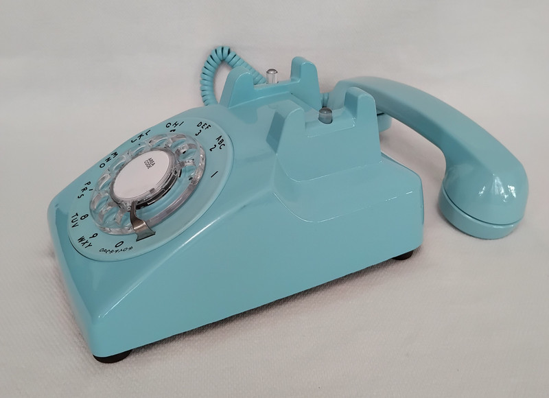 Aqua blue 500 desk Western Electric  telephone