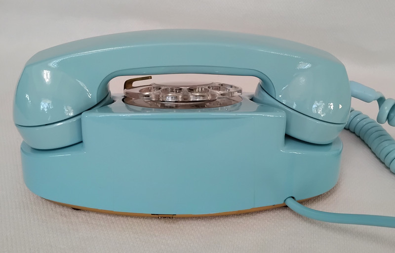  Aqua blue Princess  telephone   Kellogg/   ITT