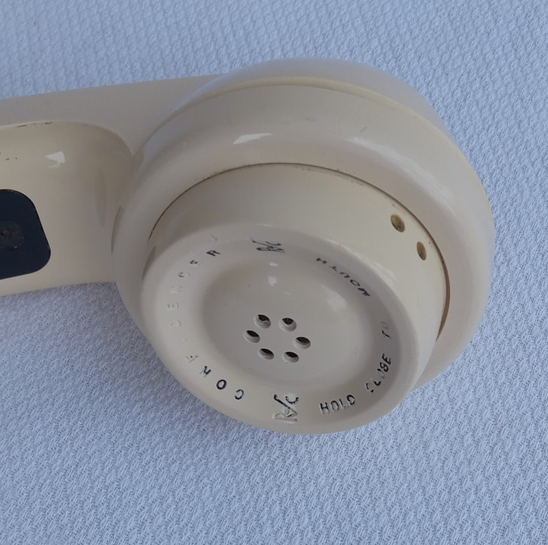    Volume control handset G6 Ivory Modular With Confidencer  