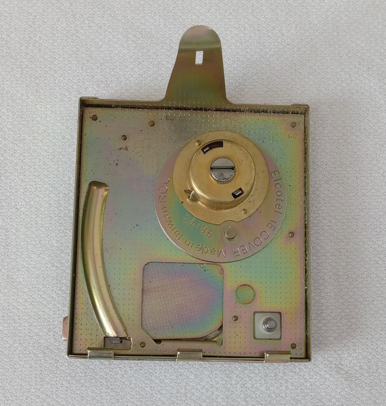 Single  slot Pay Phone Coin Box  Lid  NOS