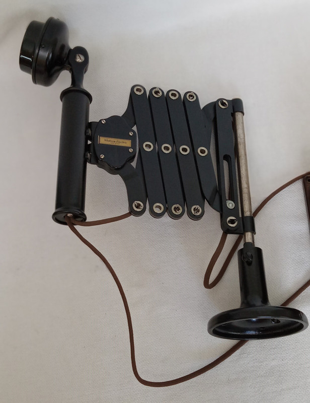 Scissors phone with subset Railroad phone Like new