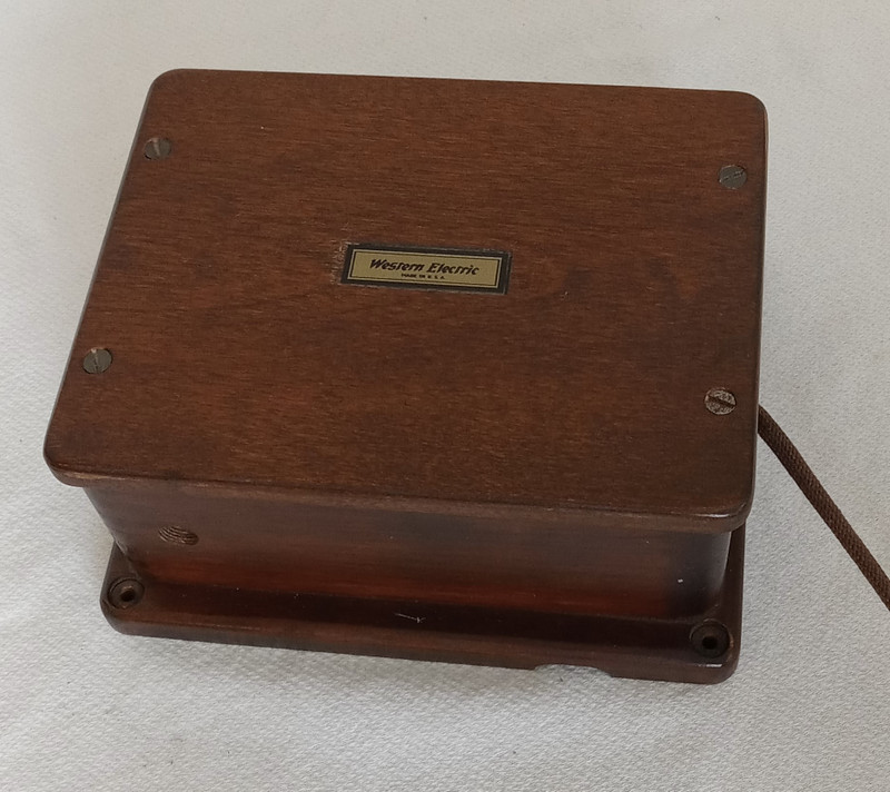 Scissors phone with subset Railroad phone Like new