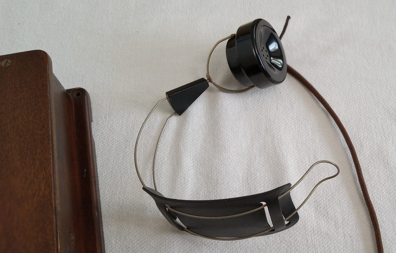 Scissors phone with subset Railroad phone Like new