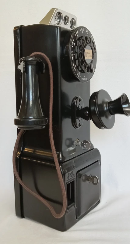   2 piece    3 slot Payphone Working  Older Version