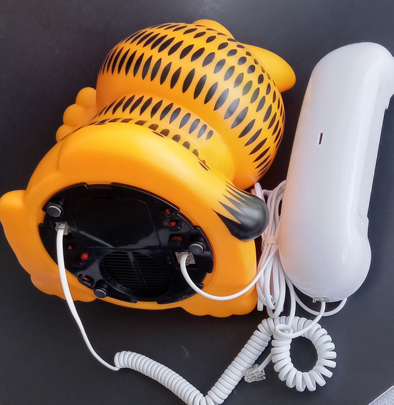 Garfield  Telephone,  Talking Cat Telephone, NEW