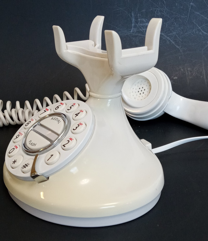  MICROTEL Landline Telephone White Model 966, works