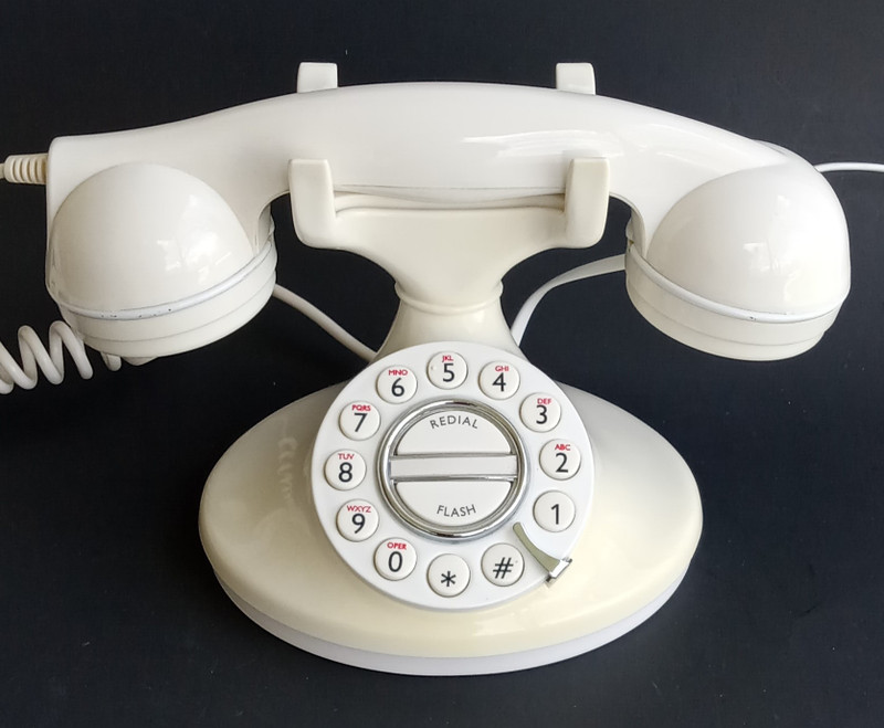  MICROTEL Landline Telephone White Model 966, works