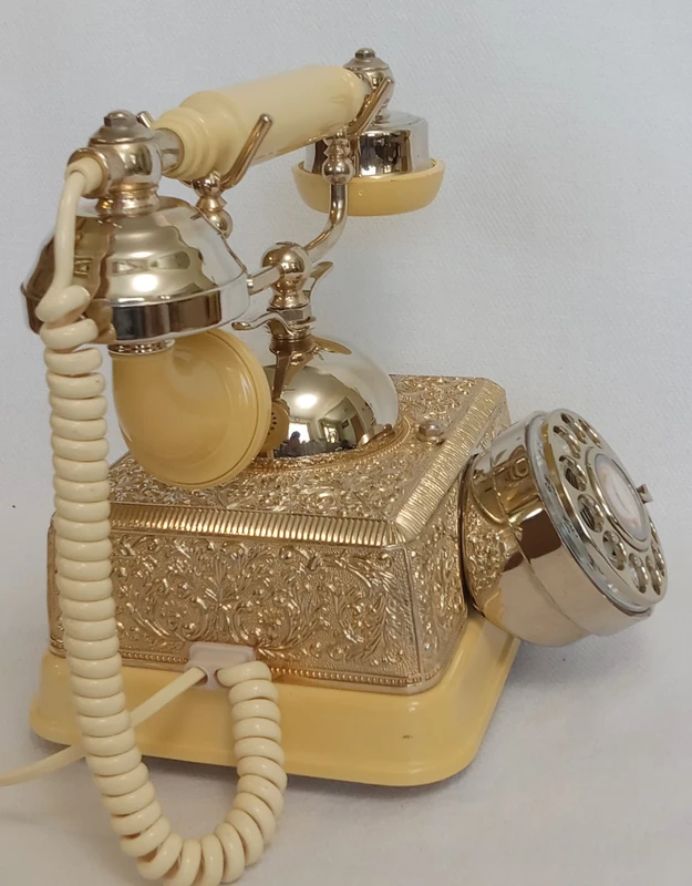 RADIO SHACK GOLD FRENCH STYLE ROTARY DIAL PHONE 43-320A, works