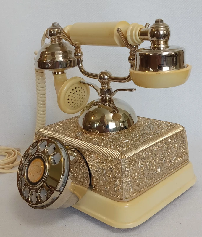 RADIO SHACK GOLD FRENCH STYLE ROTARY DIAL PHONE 43-320A, works