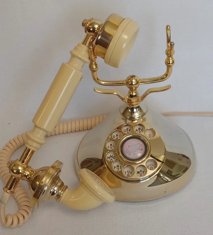 FRENCH 1st LADY/SWEET TALK ROTARY PHONE