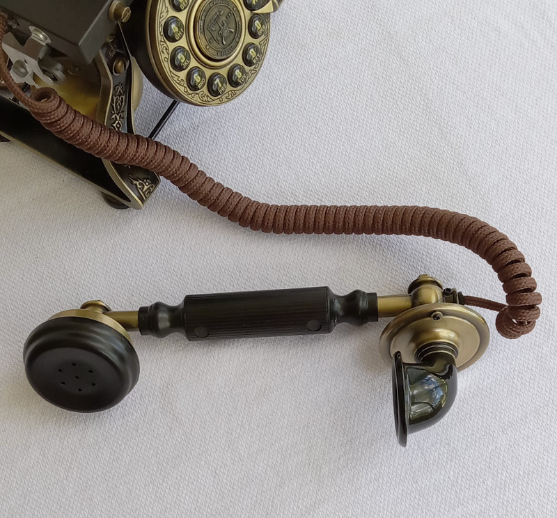 Antique phone Paramount Eiffel Tower 1892 , works - Old Phone Shop