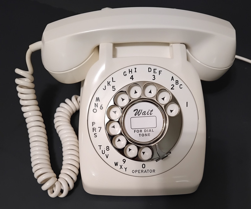 Fantastic White AE80 by Automatic Electric phone